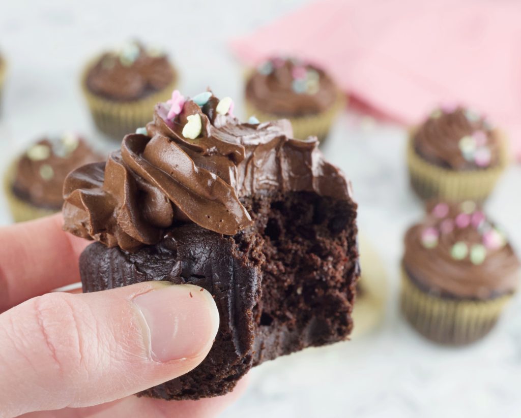 paleo chocolate cupcakes